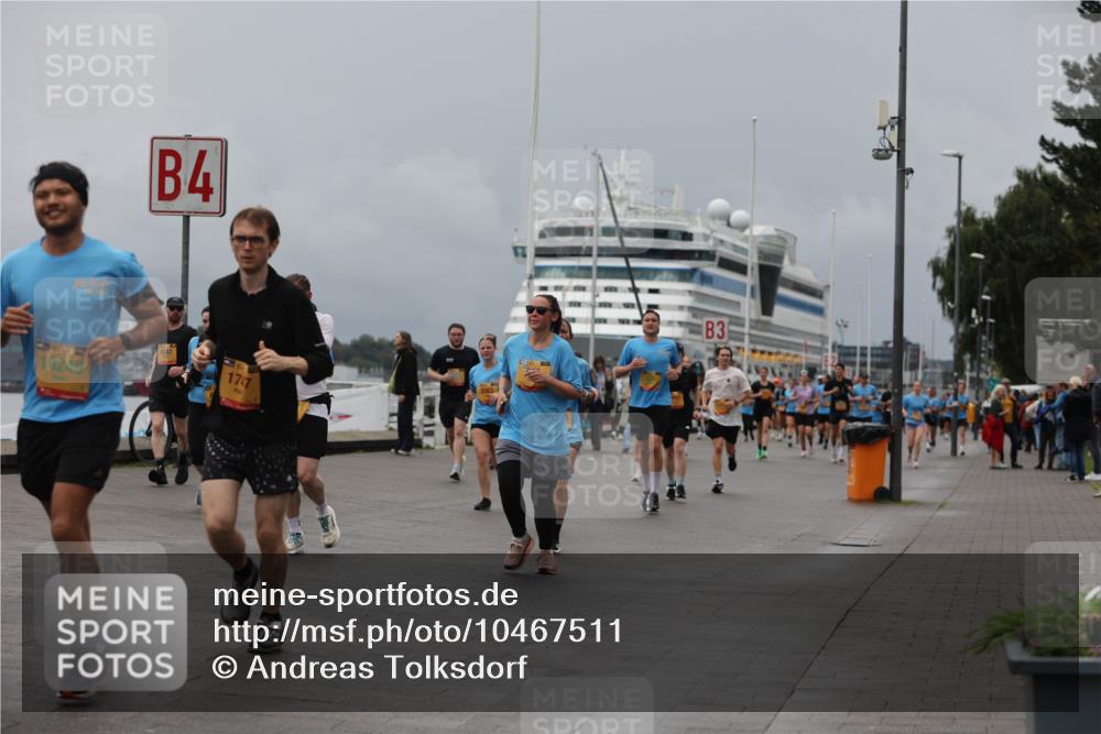 13.09.2026 - Kiel Lauf Andreas Tolksdorf http://msf.ph/oto/10467511 13.09.2026 12:08:00 Kiellinie 10249, 4, 127, 1747, 3 meine-sportfotos.de