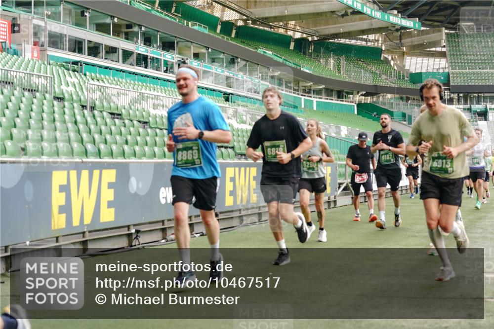 13.09.2026 - 21. swb-Marathon Bremen Michael Burmester http://msf.ph/oto/10467517 13.09.2026 12:57:17 Laufen im Stadion 307, 334, 431, 465, 769, 776, 789, 790, 857, 876, 909, 926, 948, 1010, 1130, 1191, 1199, 1254, 1535, 1601, 1750, 1752, 1809, 1881, 1900, 1972, 2001, 2040, 2046, 2051, 2075, 2260, 2324, 2371, 2397, 2402, 2423, 2473, 2493, 2535, 2634, 2640, 2671, 2761, 2812, 2903, 2904, 2948, 3051, 3078, 3119, 3138, 3182, 3186, 3202, 3290, 3319, 3348, 3411, 3450, 3458, 3508, 3514, 3634, 3655, 3685, 3690, 3695, 3760, 3813, 3866, 3939, 4101, 4171, 4316, 4319, 4455, 4479 meine-sportfotos.de