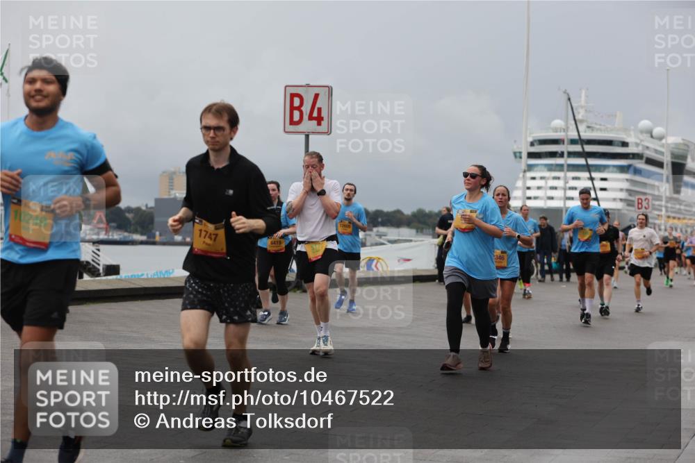 13.09.2026 - Kiel Lauf Andreas Tolksdorf http://msf.ph/oto/10467522 13.09.2026 12:08:01 Kiellinie 10249, 1747, 6419, 4, 346, 3 meine-sportfotos.de
