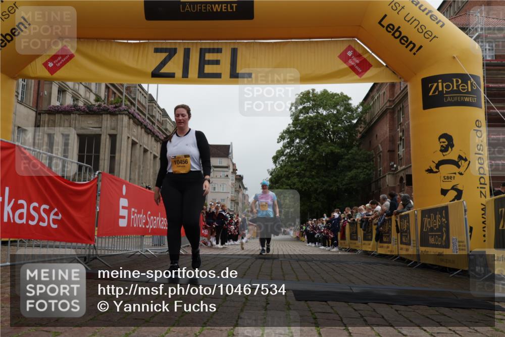 13.09.2026 - Kiel Lauf Yannick Fuchs http://msf.ph/oto/10467534 13.09.2026 10:05:41 Ziel 4295, 6219, 10456, 10457, 5050, 11874, 6850, 10466 meine-sportfotos.de