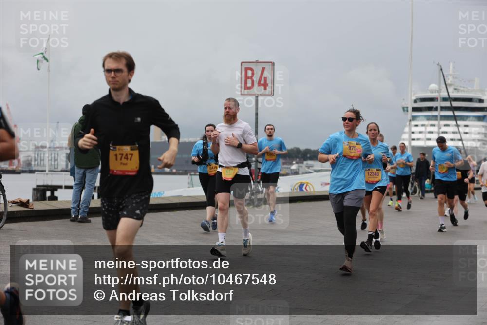 13.09.2026 - Kiel Lauf Andreas Tolksdorf http://msf.ph/oto/10467548 13.09.2026 12:08:02 Kiellinie 7, 1747, 6419, 4, 975, 12346 meine-sportfotos.de