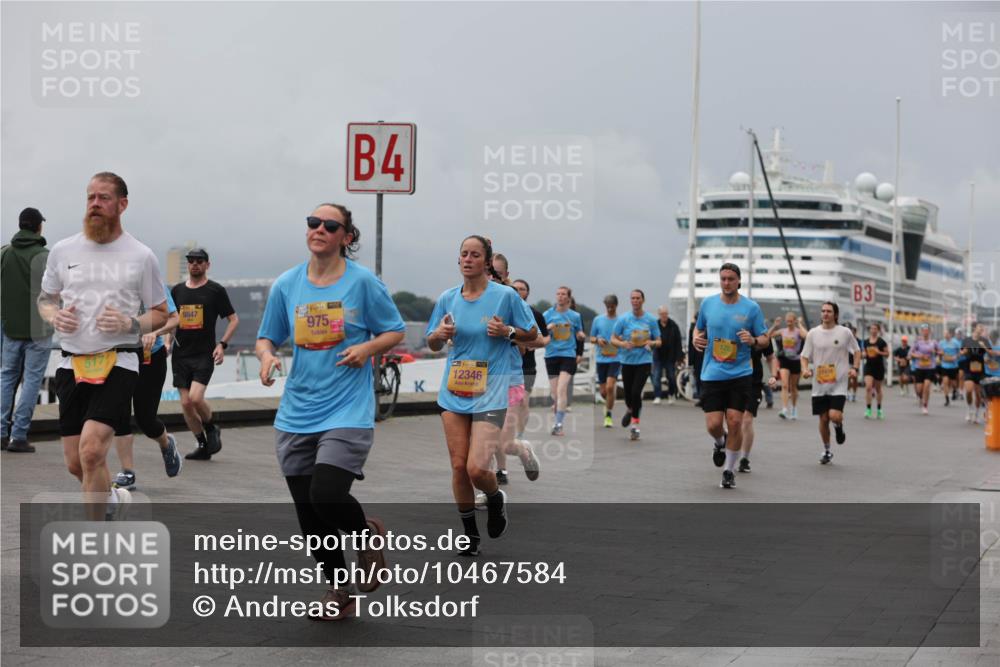 13.09.2026 - Kiel Lauf Andreas Tolksdorf http://msf.ph/oto/10467584 13.09.2026 12:08:03 Kiellinie 517, 9847, 975, 4, 1, 39, 12346, 3 meine-sportfotos.de
