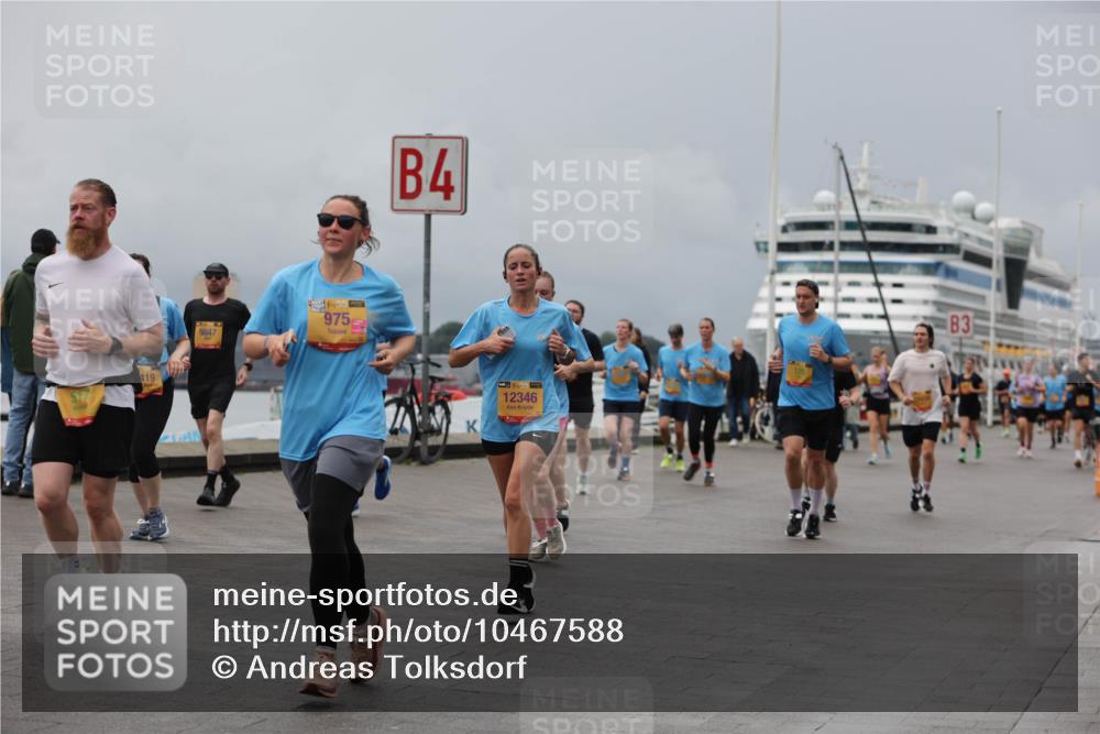 13.09.2026 - Kiel Lauf Andreas Tolksdorf http://msf.ph/oto/10467588 13.09.2026 12:08:03 Kiellinie 419, 9847, 975, 4, 12346, 3 meine-sportfotos.de