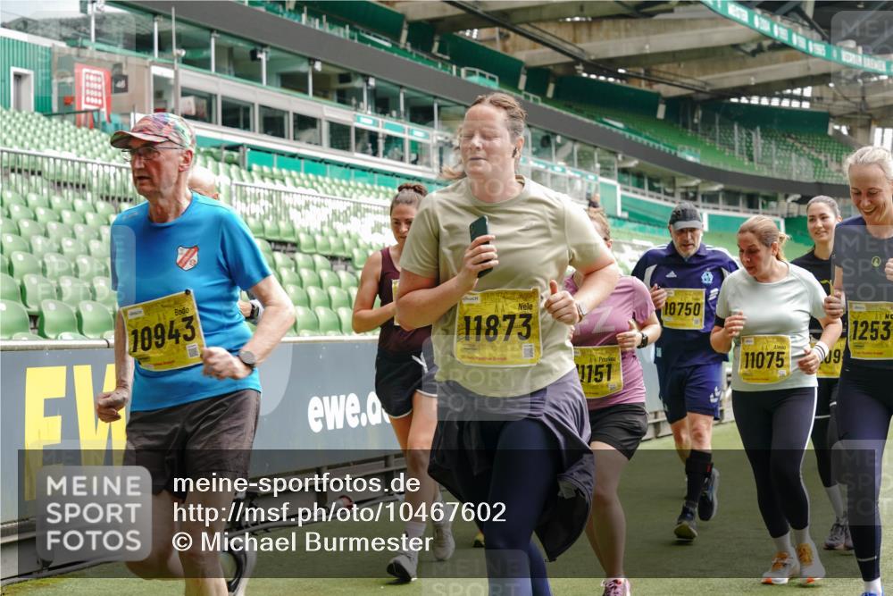 13.09.2026 - 21. swb-Marathon Bremen Michael Burmester http://msf.ph/oto/10467602 13.09.2026 10:35:55 Laufen im Stadion 10093, 10144, 10147, 10152, 10157, 10160, 10173, 10175, 10181, 10182, 10185, 10187, 10195, 10245, 10251, 10257, 10263, 10272, 10275, 10278, 10291, 10306, 10309, 10338, 10357, 10367, 10368, 10369, 10377, 10382, 10390, 10403, 10409, 10411, 10420, 10427, 10429, 10439, 10473, 10477, 10481, 10485, 10492, 10528, 10531, 10559, 10560, 10569, 10607, 10617, 10636, 10639, 10669, 10671, 10672, 10677, 10715, 10928, 11162, 11803, 11965, 10146, 10222 meine-sportfotos.de