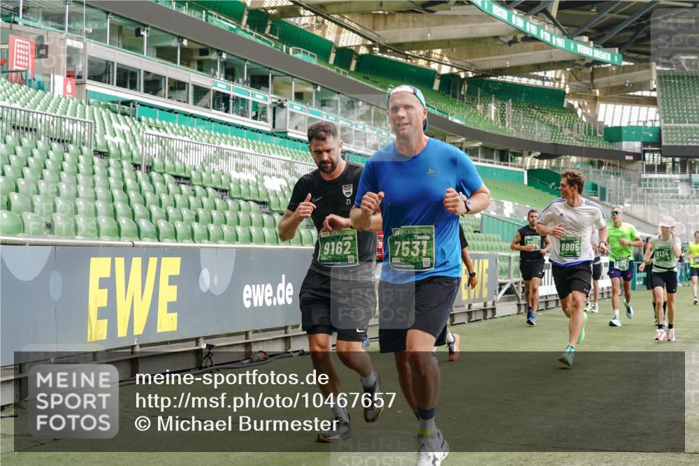 13.09.2026 - 21. swb-Marathon Bremen Michael Burmester http://msf.ph/oto/10467657 13.09.2026 12:57:20 Laufen im Stadion 307, 334, 431, 465, 769, 776, 789, 790, 857, 876, 909, 926, 948, 1010, 1130, 1191, 1199, 1254, 1535, 1601, 1750, 1752, 1809, 1881, 1900, 1972, 2001, 2040, 2046, 2051, 2075, 2260, 2324, 2371, 2397, 2402, 2423, 2473, 2493, 2535, 2634, 2640, 2671, 2761, 2812, 2903, 2904, 2948, 3051, 3078, 3119, 3138, 3182, 3186, 3202, 3290, 3319, 3348, 3411, 3450, 3458, 3508, 3514, 3534, 3634, 3655, 3685, 3690, 3695, 3760, 3813, 3866, 3939, 4101, 4171, 4316, 4319, 4455, 4479 meine-sportfotos.de