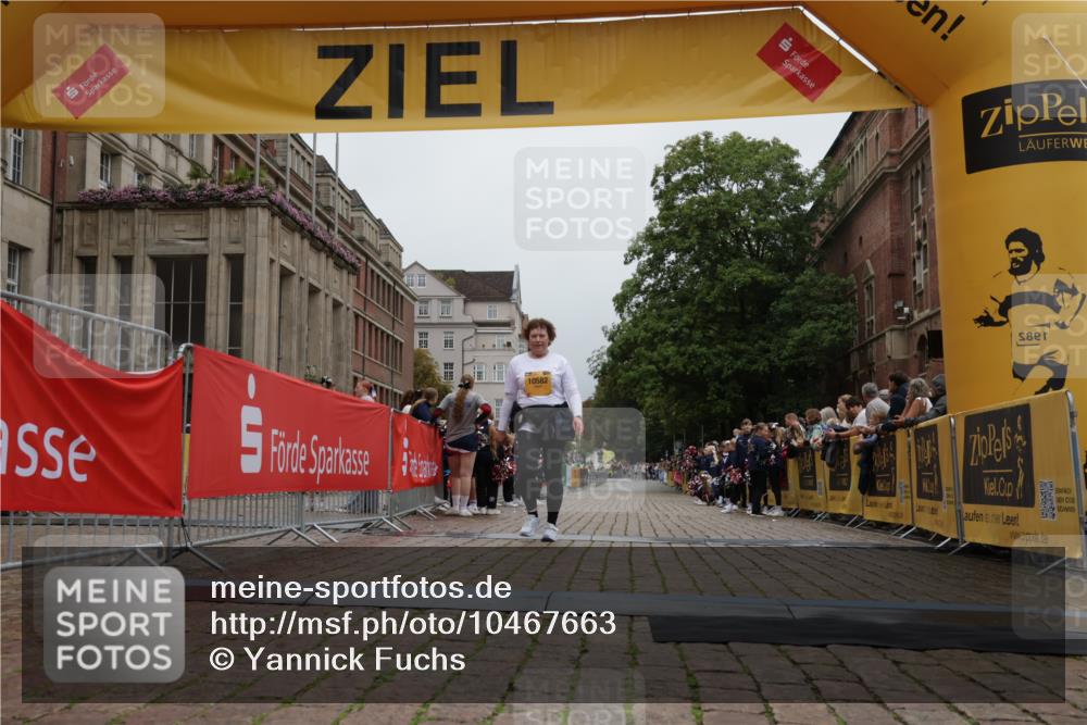 13.09.2026 - Kiel Lauf Yannick Fuchs http://msf.ph/oto/10467663 13.09.2026 10:06:24 Ziel 10582, 11398, 6850, 10466, 11398 meine-sportfotos.de