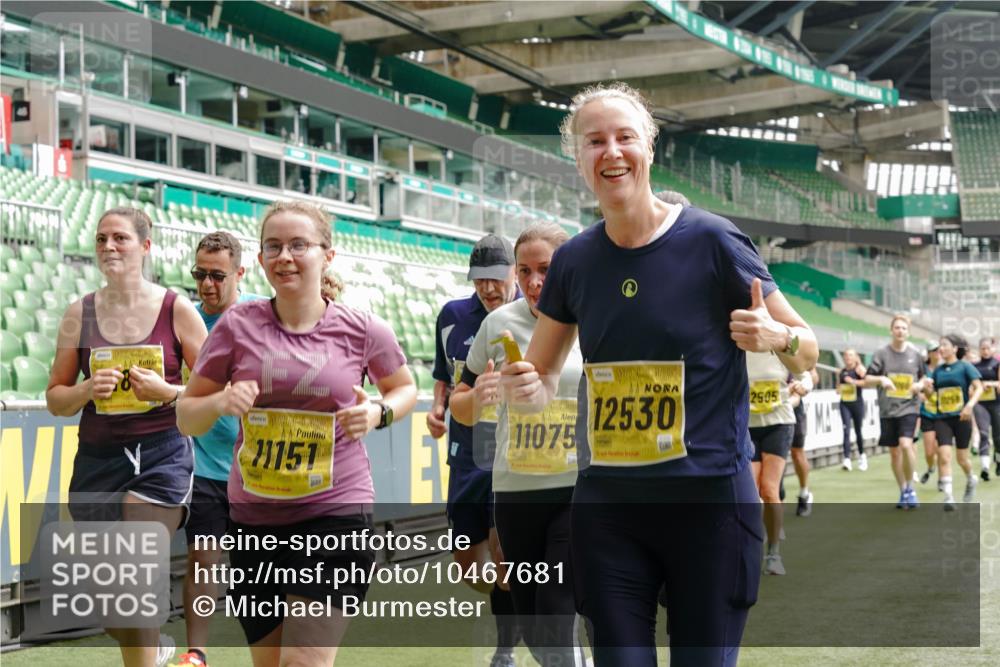 13.09.2026 - 21. swb-Marathon Bremen Michael Burmester http://msf.ph/oto/10467681 13.09.2026 10:35:56 Laufen im Stadion 10093, 10144, 10147, 10152, 10157, 10160, 10173, 10175, 10181, 10182, 10185, 10187, 10195, 10245, 10251, 10257, 10263, 10272, 10275, 10278, 10291, 10306, 10309, 10338, 10357, 10367, 10368, 10369, 10377, 10382, 10390, 10403, 10409, 10411, 10420, 10427, 10429, 10439, 10473, 10477, 10481, 10485, 10492, 10528, 10531, 10559, 10560, 10569, 10607, 10617, 10636, 10639, 10671, 10672, 10677, 10715, 10928, 11162, 11803, 11965, 10146, 10222 meine-sportfotos.de