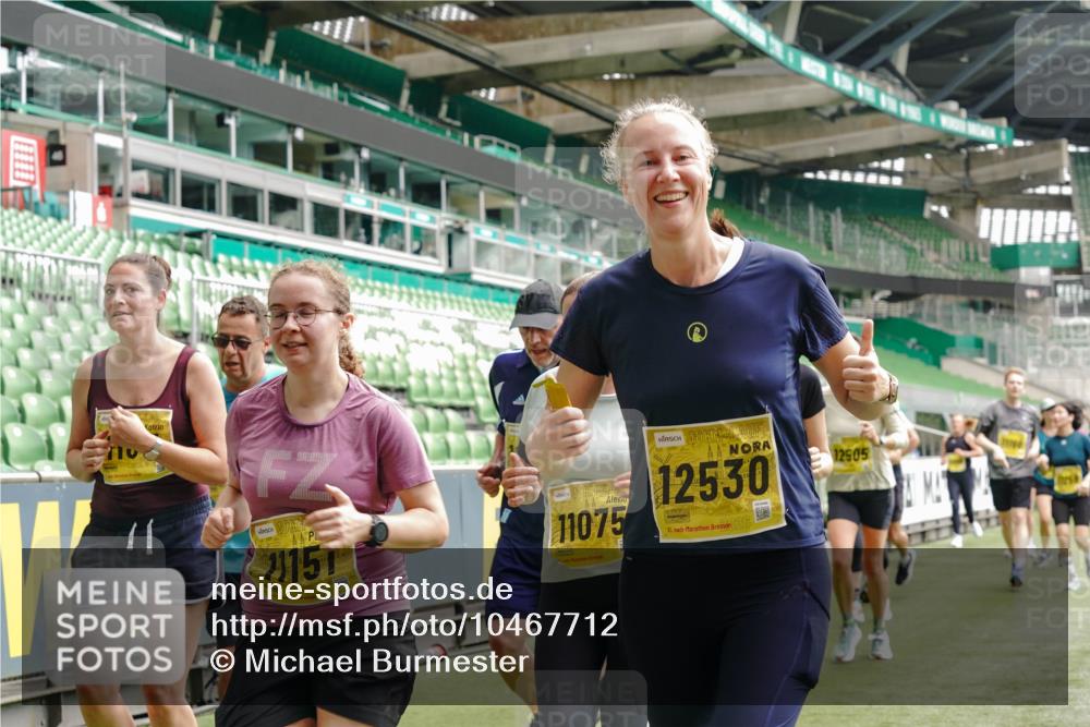 13.09.2026 - 21. swb-Marathon Bremen Michael Burmester http://msf.ph/oto/10467712 13.09.2026 10:35:56 Laufen im Stadion 10093, 10144, 10147, 10152, 10157, 10160, 10173, 10175, 10181, 10182, 10185, 10187, 10195, 10245, 10251, 10257, 10263, 10272, 10275, 10278, 10291, 10306, 10309, 10338, 10357, 10367, 10368, 10369, 10377, 10382, 10390, 10403, 10409, 10411, 10420, 10427, 10429, 10439, 10473, 10477, 10481, 10485, 10492, 10528, 10531, 10559, 10560, 10569, 10607, 10617, 10636, 10639, 10671, 10672, 10677, 10715, 10928, 11162, 11803, 11965, 10146, 10222 meine-sportfotos.de