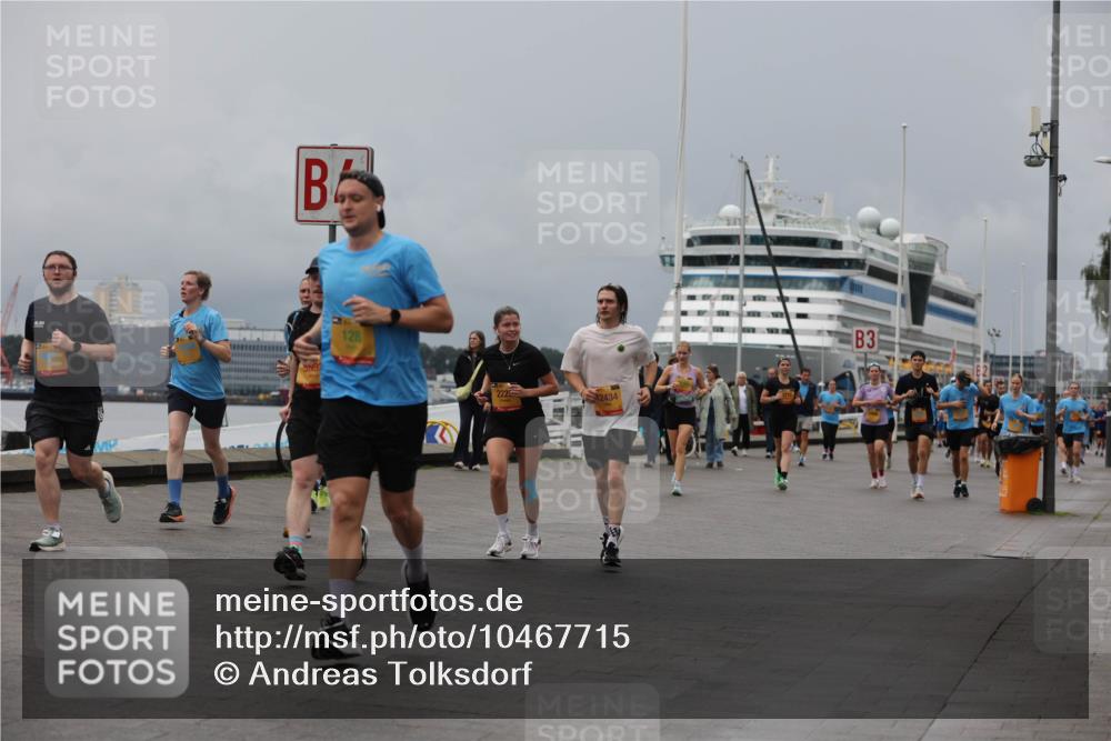 13.09.2026 - Kiel Lauf Andreas Tolksdorf http://msf.ph/oto/10467715 13.09.2026 12:08:07 Kiellinie 9, 128, 12434, 3 meine-sportfotos.de
