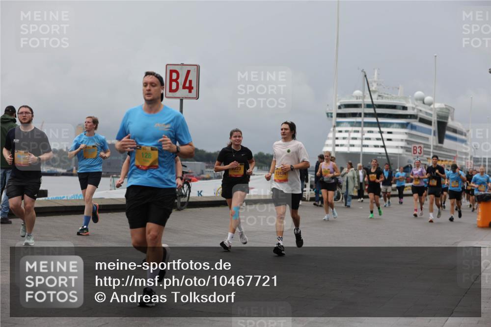 13.09.2026 - Kiel Lauf Andreas Tolksdorf http://msf.ph/oto/10467721 13.09.2026 12:08:07 Kiellinie 4, 128, 12434, 3 meine-sportfotos.de