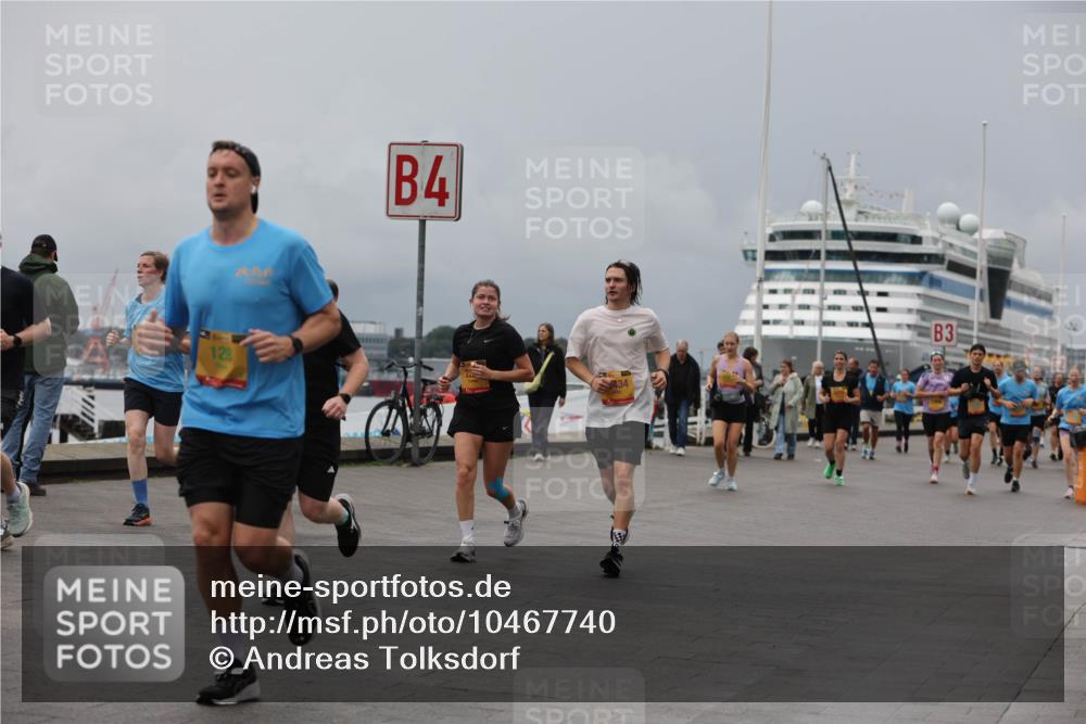 13.09.2026 - Kiel Lauf Andreas Tolksdorf http://msf.ph/oto/10467740 13.09.2026 12:08:08 Kiellinie 128, 4, 434, 3 meine-sportfotos.de