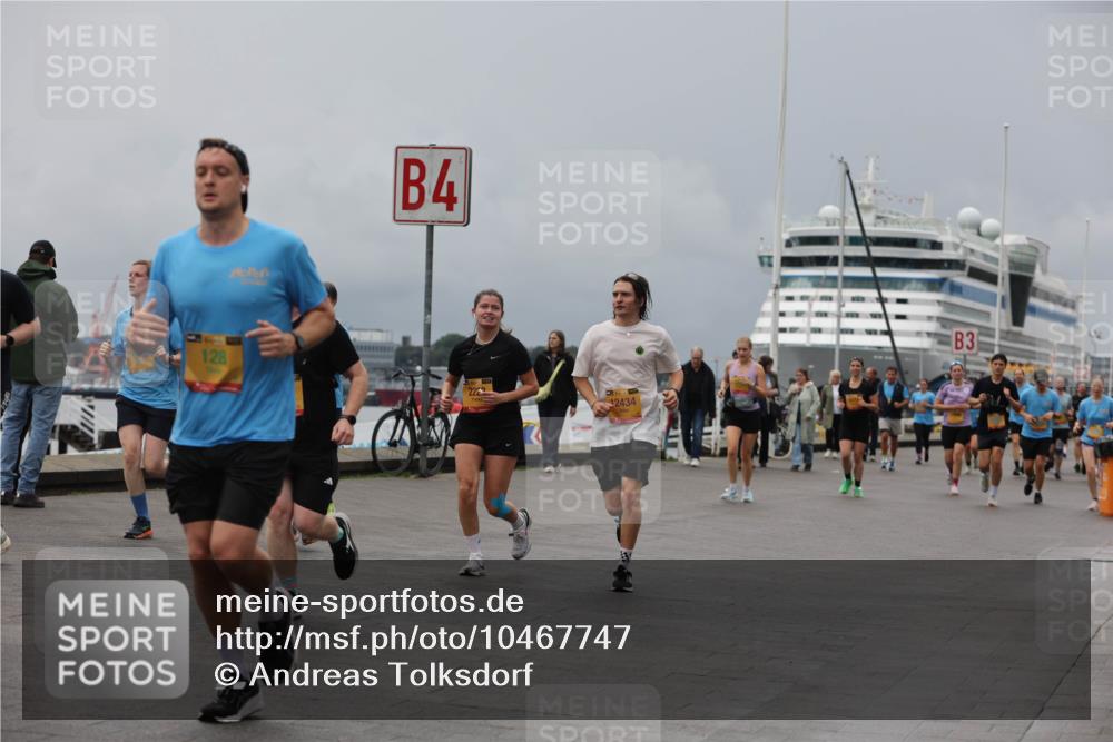 13.09.2026 - Kiel Lauf Andreas Tolksdorf http://msf.ph/oto/10467747 13.09.2026 12:08:08 Kiellinie 4, 128, 22, 12434, 3 meine-sportfotos.de