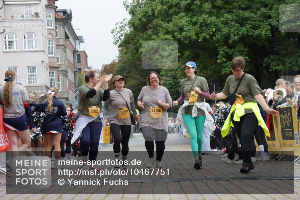13.09.2026 - Kiel Lauf Yannick Fuchs http://msf.ph/oto/10467751 13.09.2026 10:07:42 Ziel 1389, 2347, 11296, 12055, 12056, 2237 meine-sportfotos.de