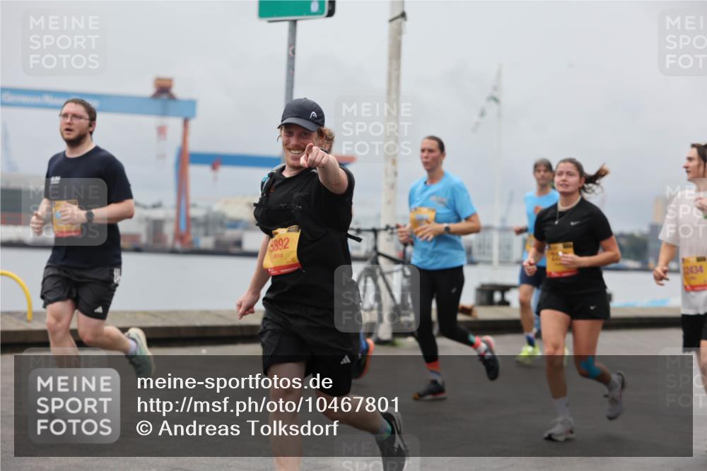 13.09.2026 - Kiel Lauf Andreas Tolksdorf http://msf.ph/oto/10467801 13.09.2026 12:08:10 Kiellinie 5892, 12434 meine-sportfotos.de