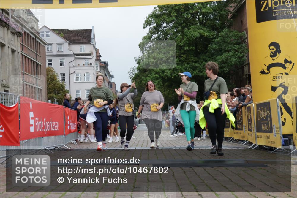 13.09.2026 - Kiel Lauf Yannick Fuchs http://msf.ph/oto/10467802 13.09.2026 10:07:45 Ziel 1389, 2347, 11296, 12055, 12056, 2237 meine-sportfotos.de