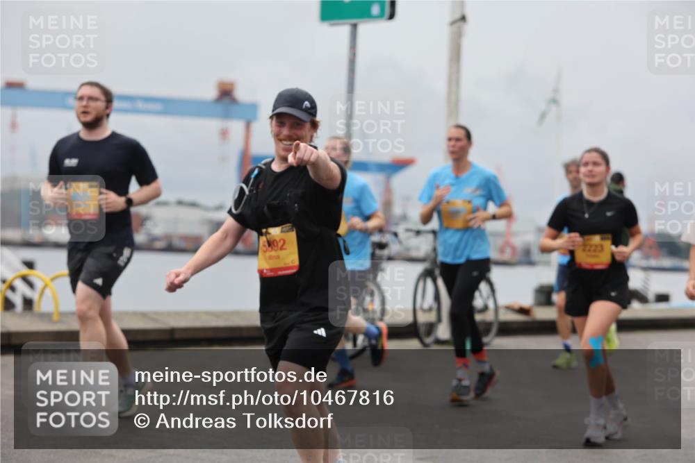 13.09.2026 - Kiel Lauf Andreas Tolksdorf http://msf.ph/oto/10467816 13.09.2026 12:08:10 Kiellinie 592 meine-sportfotos.de