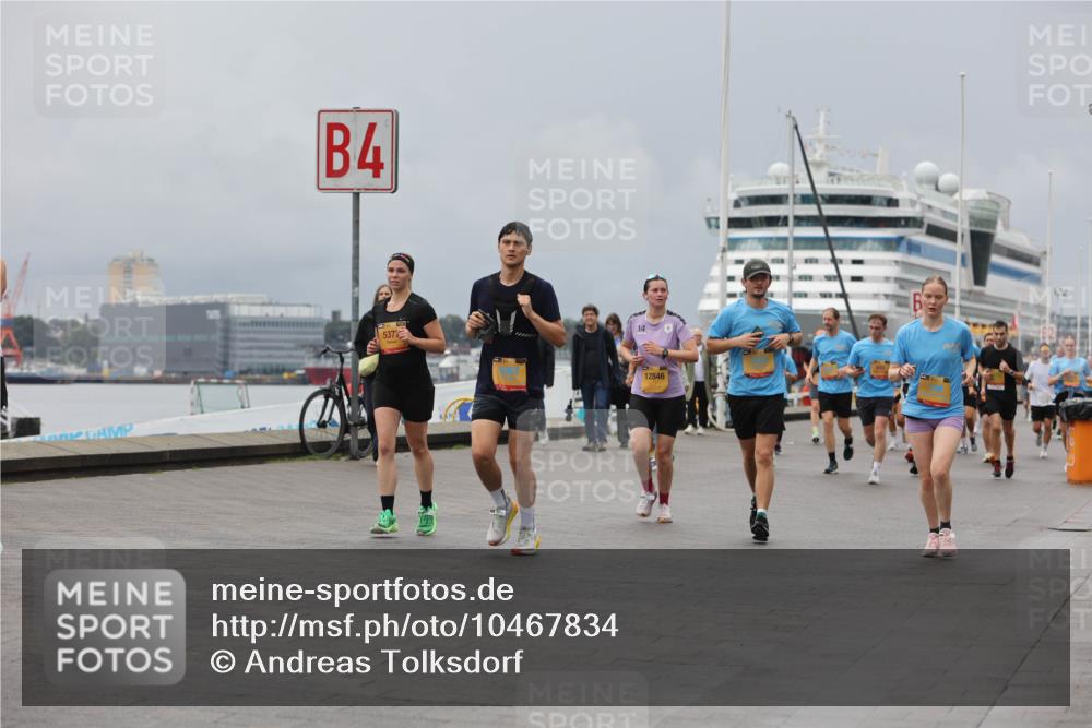 13.09.2026 - Kiel Lauf Andreas Tolksdorf http://msf.ph/oto/10467834 13.09.2026 12:08:14 Kiellinie 4, 537, 14, 12846 meine-sportfotos.de
