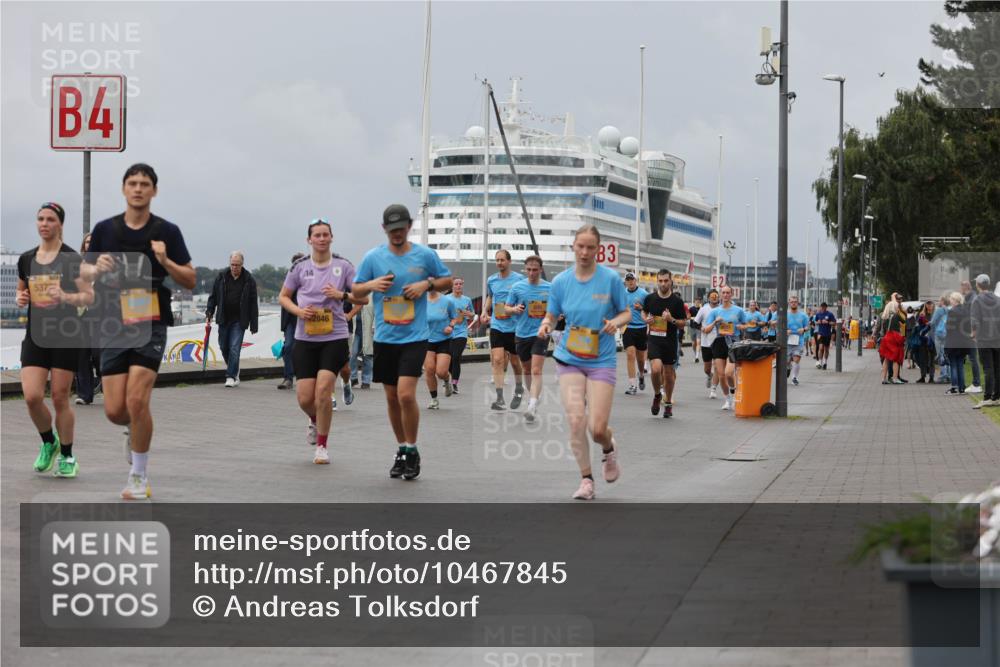 13.09.2026 - Kiel Lauf Andreas Tolksdorf http://msf.ph/oto/10467845 13.09.2026 12:08:15 Kiellinie 4, 537, 14, 2846, 83 meine-sportfotos.de