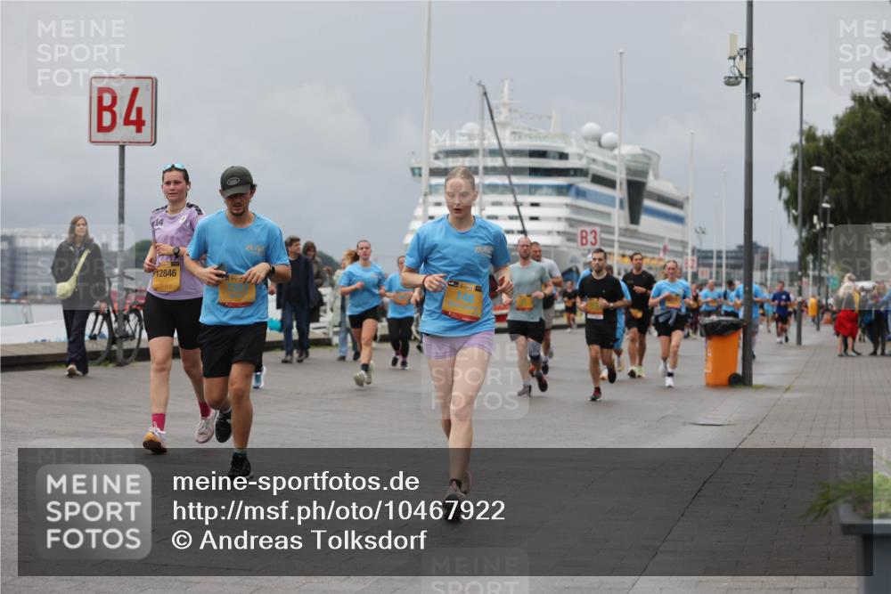13.09.2026 - Kiel Lauf Andreas Tolksdorf http://msf.ph/oto/10467922 13.09.2026 12:08:17 Kiellinie 4, 12846, 5, 139, 3 meine-sportfotos.de
