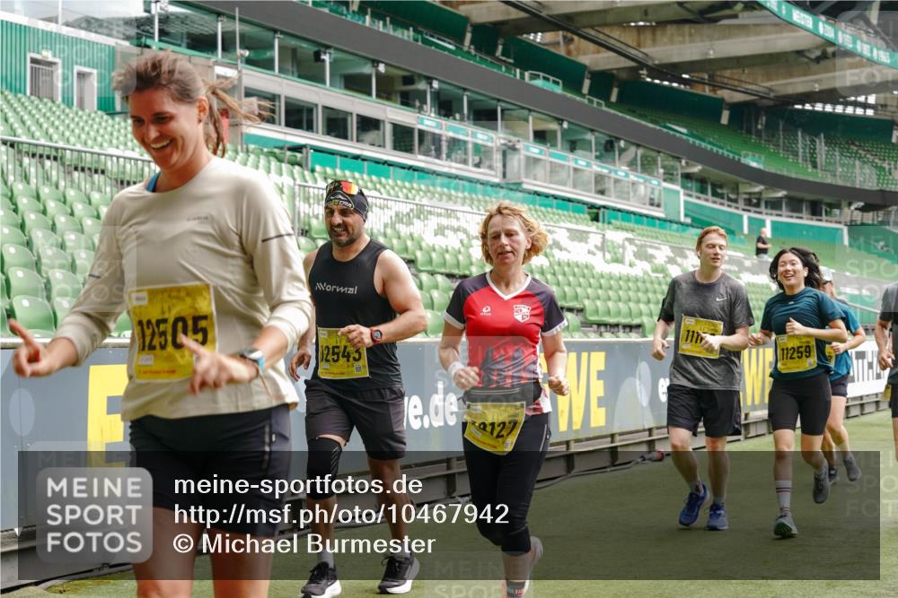13.09.2026 - 21. swb-Marathon Bremen Michael Burmester http://msf.ph/oto/10467942 13.09.2026 10:35:59 Laufen im Stadion 10093, 10144, 10147, 10152, 10153, 10154, 10157, 10160, 10173, 10175, 10181, 10182, 10185, 10187, 10195, 10198, 10245, 10251, 10257, 10263, 10272, 10275, 10278, 10291, 10296, 10306, 10309, 10338, 10357, 10367, 10368, 10369, 10377, 10382, 10390, 10403, 10409, 10411, 10420, 10427, 10429, 10439, 10473, 10477, 10481, 10485, 10492, 10528, 10531, 10559, 10560, 10569, 10607, 10617, 10633, 10636, 10639, 10671, 10672, 10677, 10715, 10928, 11803, 11965, 10146, 10222 meine-sportfotos.de