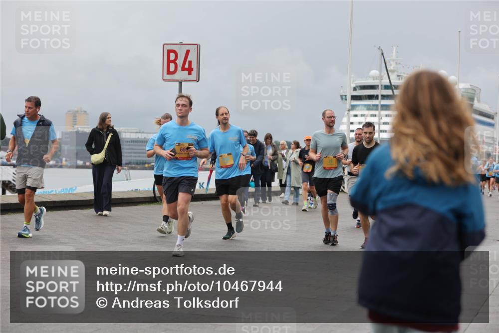13.09.2026 - Kiel Lauf Andreas Tolksdorf http://msf.ph/oto/10467944 13.09.2026 12:08:20 Kiellinie 4, 13, 695 meine-sportfotos.de