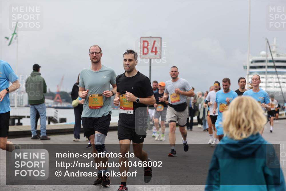 13.09.2026 - Kiel Lauf Andreas Tolksdorf http://msf.ph/oto/10468002 13.09.2026 12:08:24 Kiellinie 4, 38, 78, 187, 6064 meine-sportfotos.de