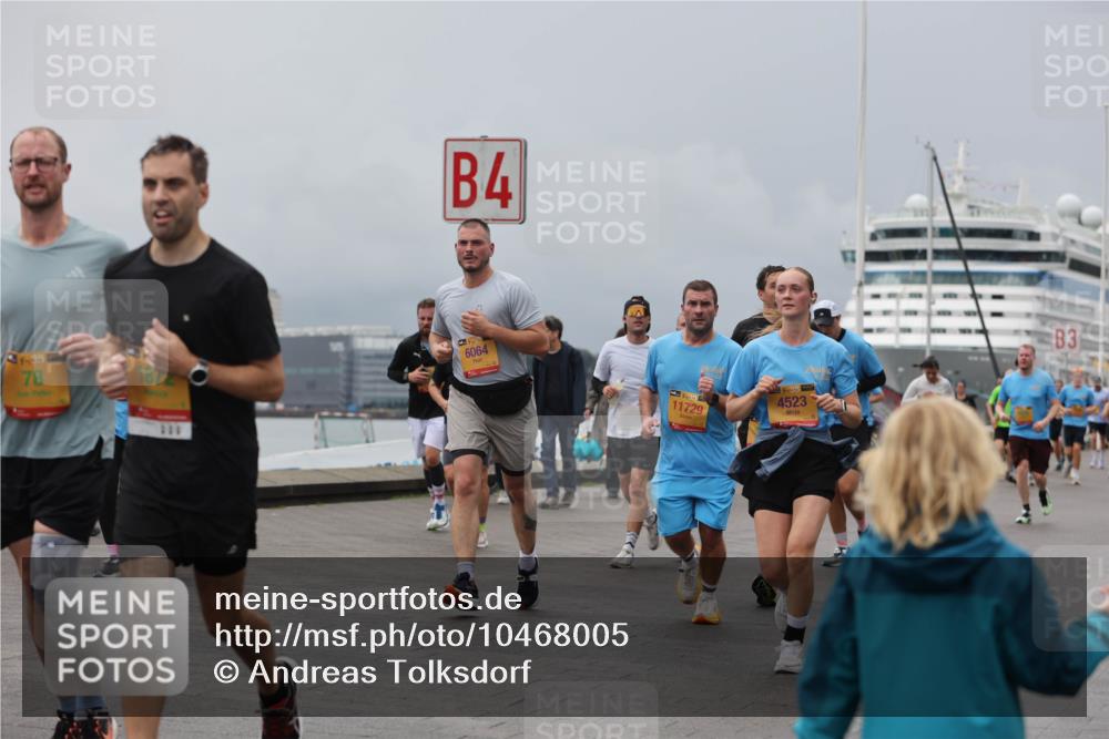13.09.2026 - Kiel Lauf Andreas Tolksdorf http://msf.ph/oto/10468005 13.09.2026 12:08:25 Kiellinie 4, 78, 1872, 6064, 300, 39, 4523, 3, 11729 meine-sportfotos.de