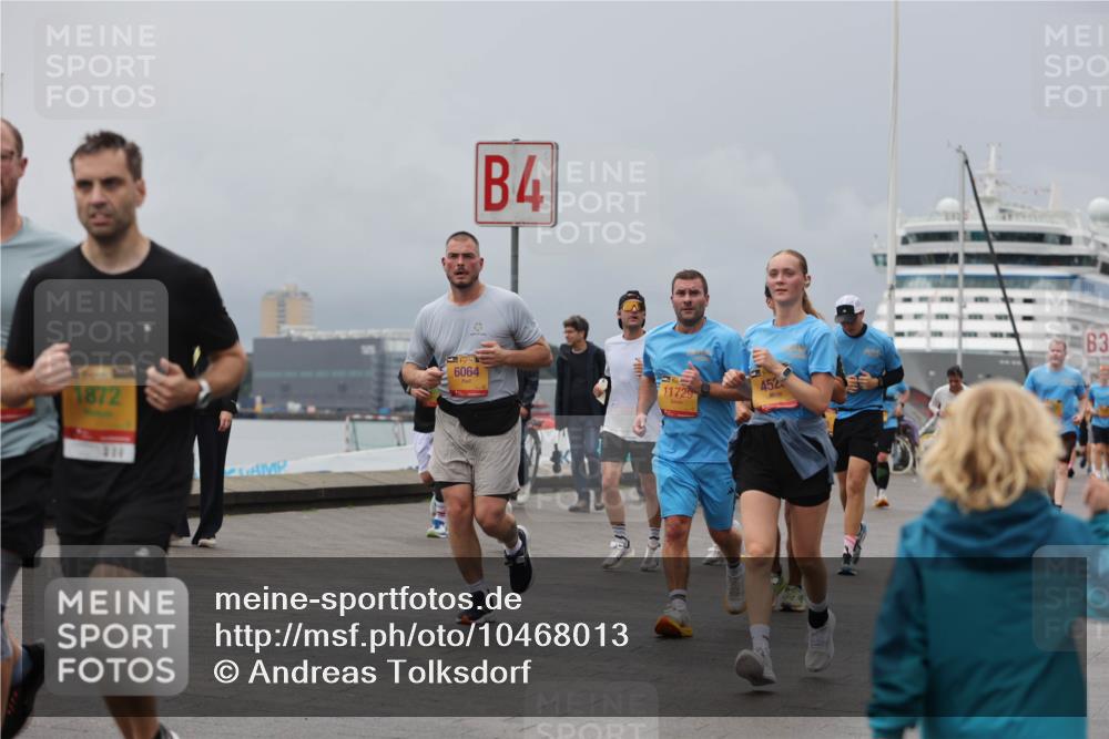 13.09.2026 - Kiel Lauf Andreas Tolksdorf http://msf.ph/oto/10468013 13.09.2026 12:08:25 Kiellinie 1872, 111, 4, 6064, 11729, 452, 3 meine-sportfotos.de