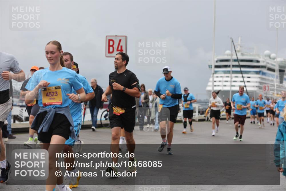13.09.2026 - Kiel Lauf Andreas Tolksdorf http://msf.ph/oto/10468085 13.09.2026 12:08:27 Kiellinie 4, 39, 4523, 3 meine-sportfotos.de