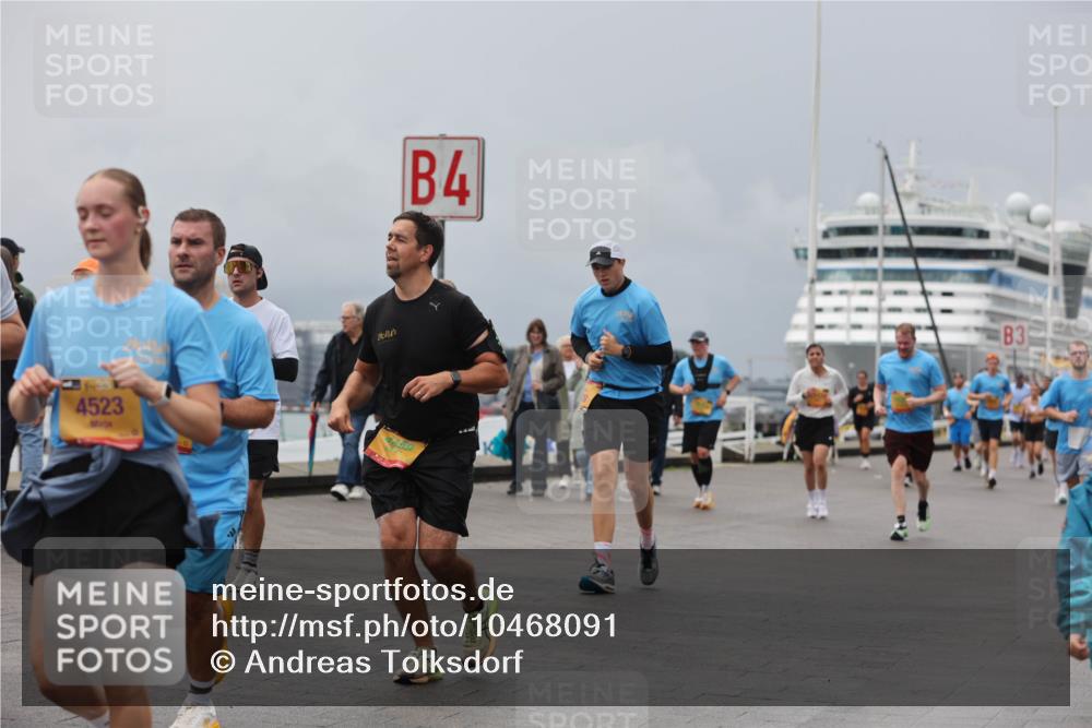 13.09.2026 - Kiel Lauf Andreas Tolksdorf http://msf.ph/oto/10468091 13.09.2026 12:08:27 Kiellinie 4523, 4, 3 meine-sportfotos.de