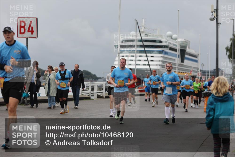 13.09.2026 - Kiel Lauf Andreas Tolksdorf http://msf.ph/oto/10468120 13.09.2026 12:08:29 Kiellinie 4, 8629 meine-sportfotos.de