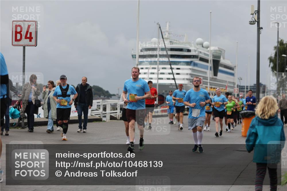 13.09.2026 - Kiel Lauf Andreas Tolksdorf http://msf.ph/oto/10468139 13.09.2026 12:08:29 Kiellinie 4, 8629 meine-sportfotos.de