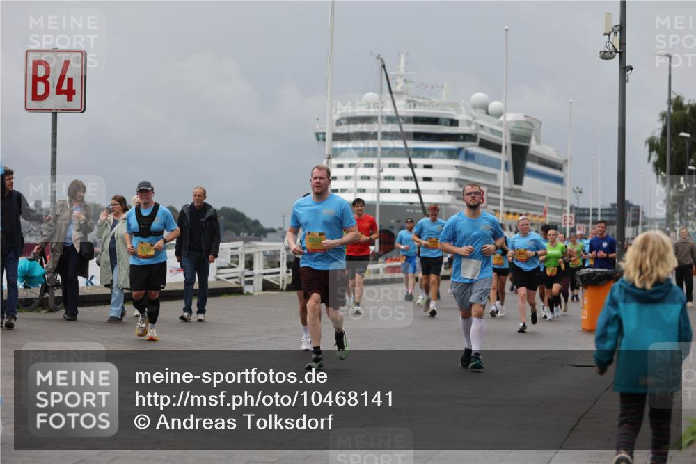 13.09.2026 - Kiel Lauf Andreas Tolksdorf http://msf.ph/oto/10468141 13.09.2026 12:08:29 Kiellinie 4, 8629 meine-sportfotos.de