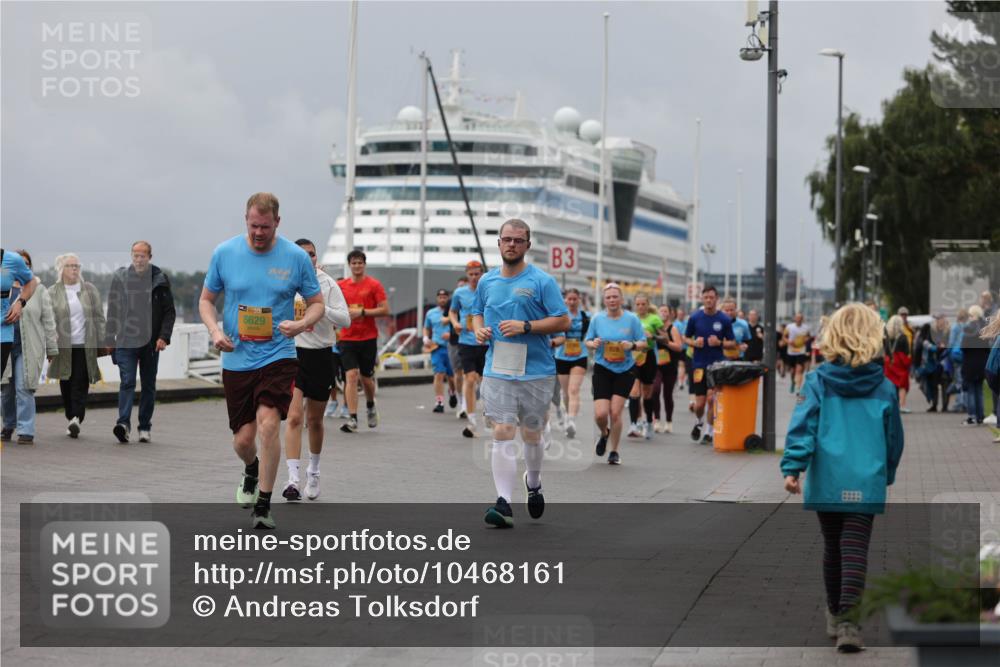 13.09.2026 - Kiel Lauf Andreas Tolksdorf http://msf.ph/oto/10468161 13.09.2026 12:08:30 Kiellinie 8629, 3 meine-sportfotos.de