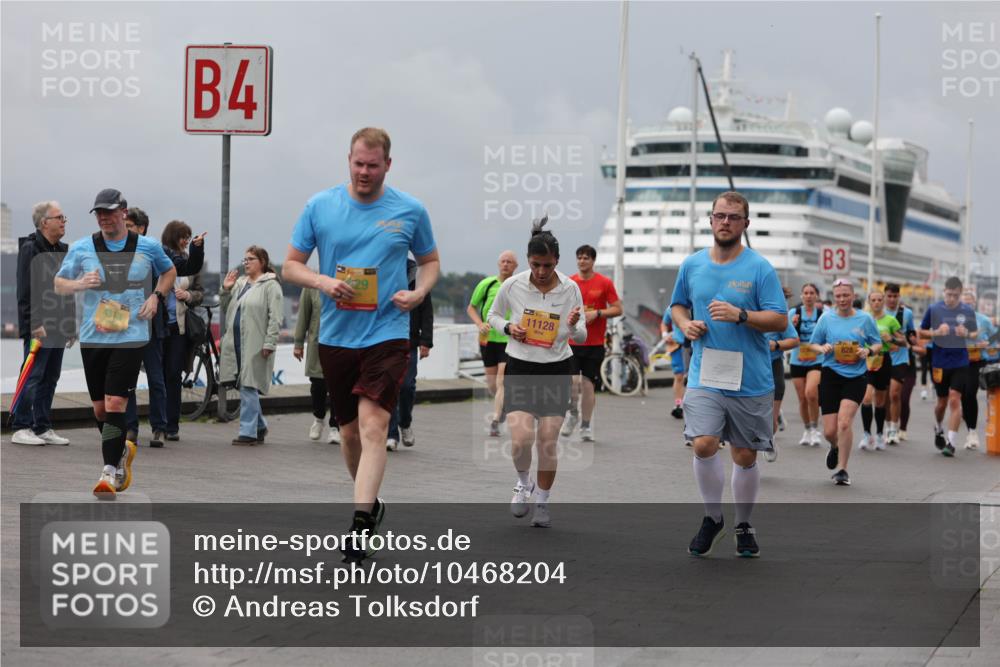 13.09.2026 - Kiel Lauf Andreas Tolksdorf http://msf.ph/oto/10468204 13.09.2026 12:08:32 Kiellinie 4, 29, 1, 39, 11128, 3, 828 meine-sportfotos.de