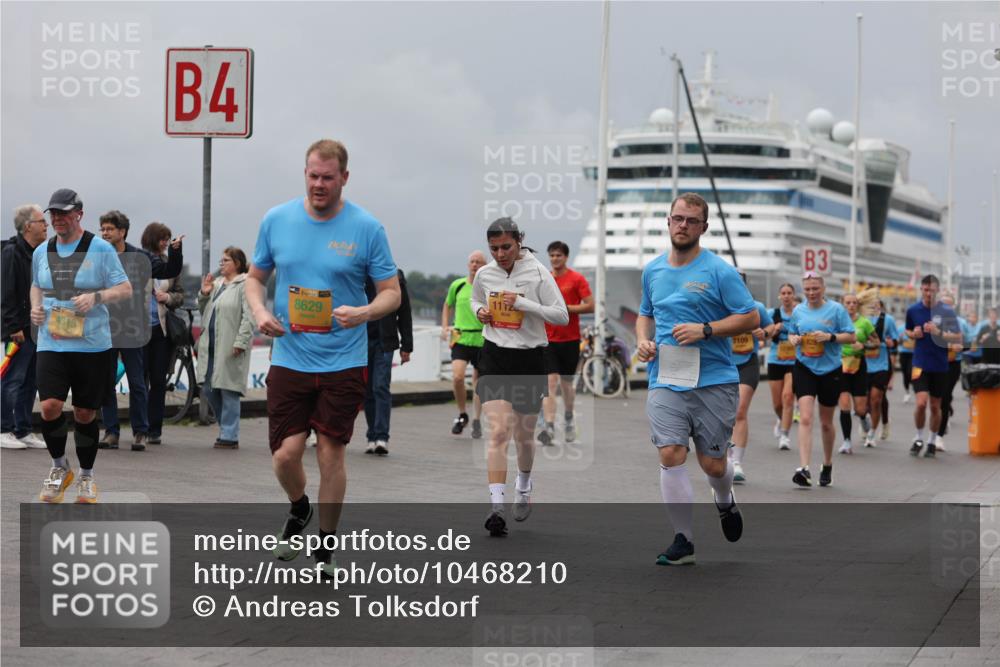 13.09.2026 - Kiel Lauf Andreas Tolksdorf http://msf.ph/oto/10468210 13.09.2026 12:08:32 Kiellinie 4, 39, 8629, 1112, 3, 7109, 828 meine-sportfotos.de