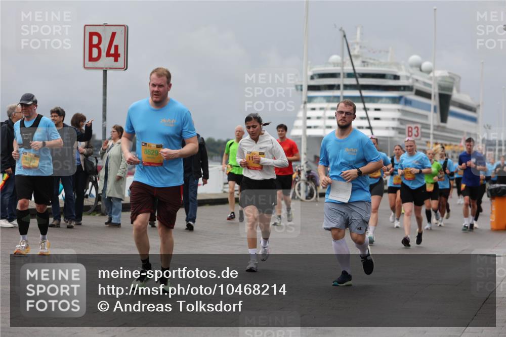 13.09.2026 - Kiel Lauf Andreas Tolksdorf http://msf.ph/oto/10468214 13.09.2026 12:08:32 Kiellinie 4, 39, 8629, 3 meine-sportfotos.de