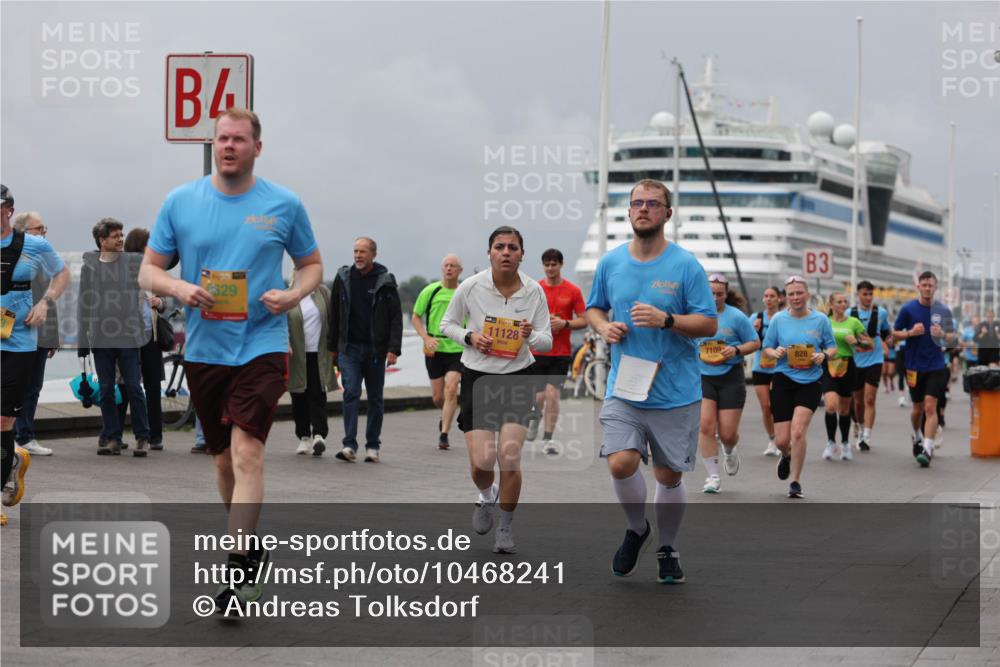 13.09.2026 - Kiel Lauf Andreas Tolksdorf http://msf.ph/oto/10468241 13.09.2026 12:08:32 Kiellinie 529, 1, 39, 11128, 3, 7109, 828 meine-sportfotos.de