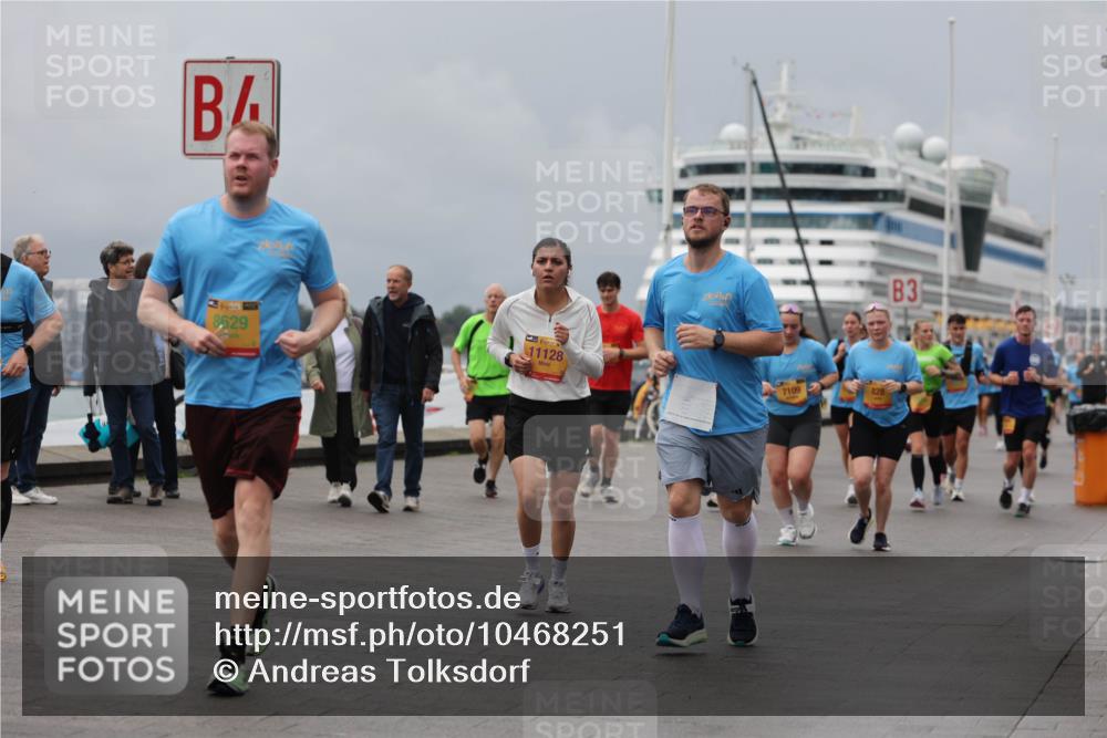 13.09.2026 - Kiel Lauf Andreas Tolksdorf http://msf.ph/oto/10468251 13.09.2026 12:08:32 Kiellinie 8629, 11128, 3, 7109 meine-sportfotos.de