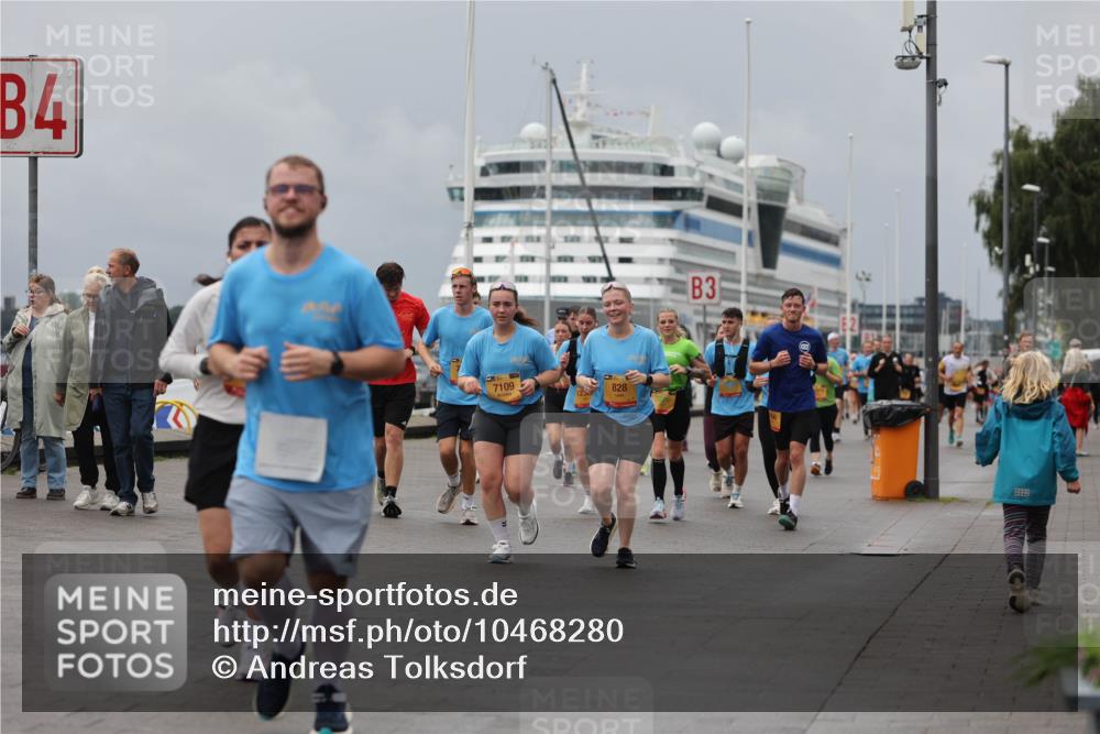 13.09.2026 - Kiel Lauf Andreas Tolksdorf http://msf.ph/oto/10468280 13.09.2026 12:08:34 Kiellinie 4, 7109, 828, 3 meine-sportfotos.de