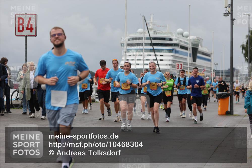 13.09.2026 - Kiel Lauf Andreas Tolksdorf http://msf.ph/oto/10468304 13.09.2026 12:08:34 Kiellinie 4, 2957, 12409, 7109, 123, 828, 7810, 3 meine-sportfotos.de