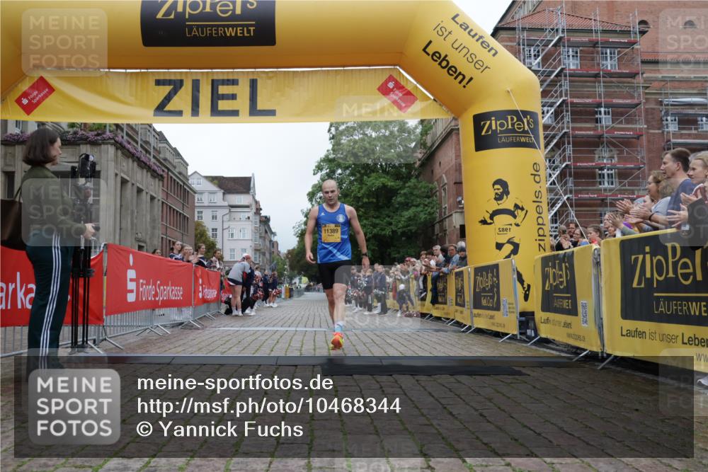 13.09.2026 - Kiel Lauf Yannick Fuchs http://msf.ph/oto/10468344 13.09.2026 10:18:26 Ziel 6604, 11389 meine-sportfotos.de