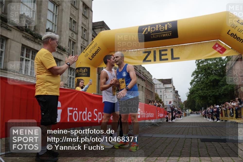 13.09.2026 - Kiel Lauf Yannick Fuchs http://msf.ph/oto/10468371 13.09.2026 10:18:30 Ziel 6604, 2539, 11389 meine-sportfotos.de