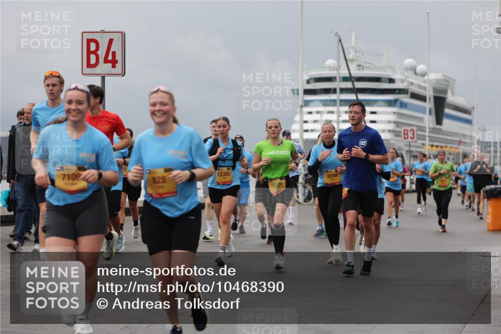 13.09.2026 - Kiel Lauf Andreas Tolksdorf http://msf.ph/oto/10468390 13.09.2026 12:08:38 Kiellinie 4, 7109, 828, 38, 12365, 3599, 7870, 3, 10311 meine-sportfotos.de