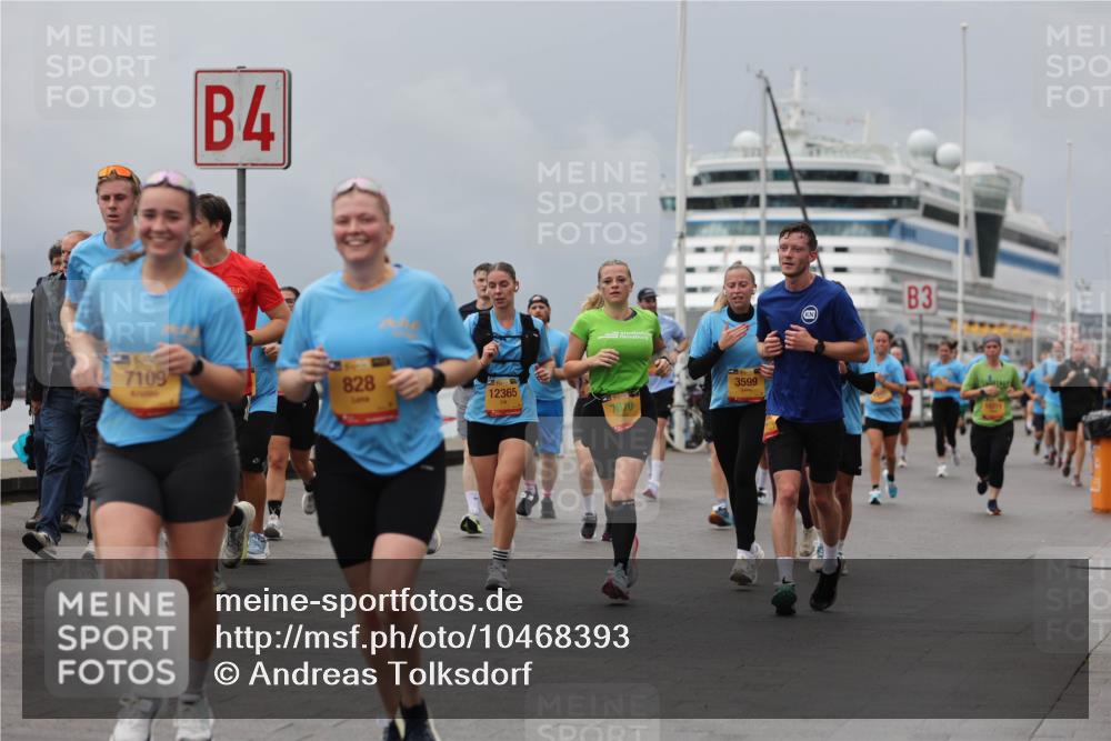 13.09.2026 - Kiel Lauf Andreas Tolksdorf http://msf.ph/oto/10468393 13.09.2026 12:08:38 Kiellinie 7109, 4, 828, 3, 12365, 7870, 3599, 3, 10311 meine-sportfotos.de