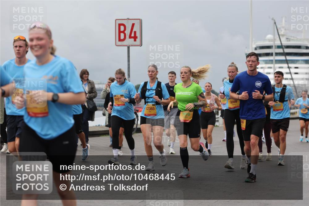 13.09.2026 - Kiel Lauf Andreas Tolksdorf http://msf.ph/oto/10468445 13.09.2026 12:08:39 Kiellinie 4, 3, 35, 707, 102, 12365, 7810, 3599, 56 meine-sportfotos.de