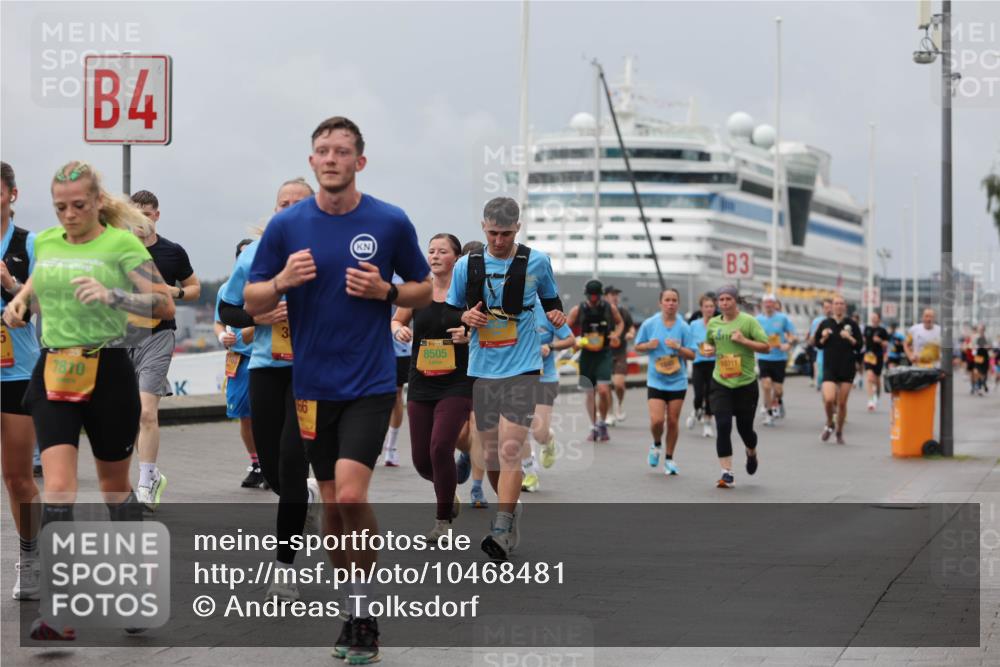 13.09.2026 - Kiel Lauf Andreas Tolksdorf http://msf.ph/oto/10468481 13.09.2026 12:08:40 Kiellinie 5, 4, 7810, 00, 3, 8505, 3, 10311 meine-sportfotos.de