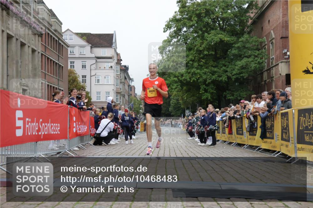 13.09.2026 - Kiel Lauf Yannick Fuchs http://msf.ph/oto/10468483 13.09.2026 10:19:00 Ziel 2539, 2539, 6604, 6604 meine-sportfotos.de