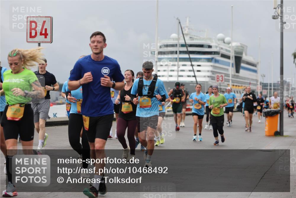 13.09.2026 - Kiel Lauf Andreas Tolksdorf http://msf.ph/oto/10468492 13.09.2026 12:08:40 Kiellinie 7870, 4, 8505, 3, 10311 meine-sportfotos.de