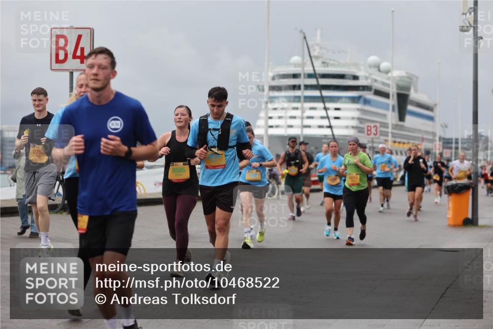 13.09.2026 - Kiel Lauf Andreas Tolksdorf http://msf.ph/oto/10468522 13.09.2026 12:08:41 Kiellinie 4, 38, 2753, 39, 8505, 10311, 3 meine-sportfotos.de